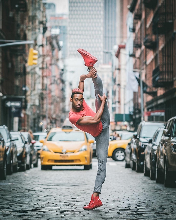 urban-ballet-dancers-new-york-streets-omar-robles-23-57b30e6dbbe92__700